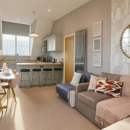 דירה The Artists Penthouse In *