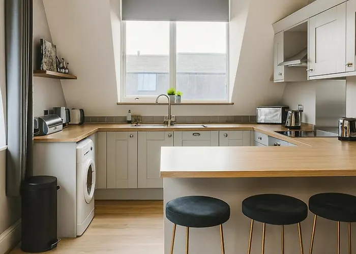 The Artists Penthouse In *