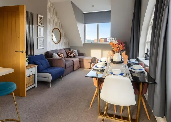 The Artists Penthouse In *