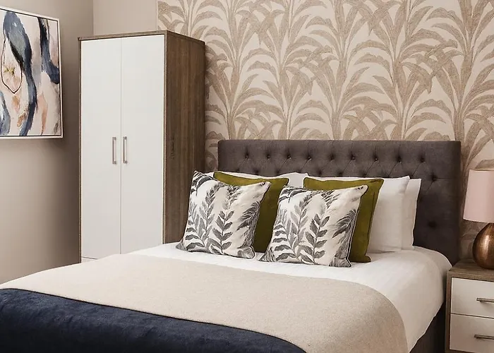 דירה The Artists Penthouse In הרוגייט