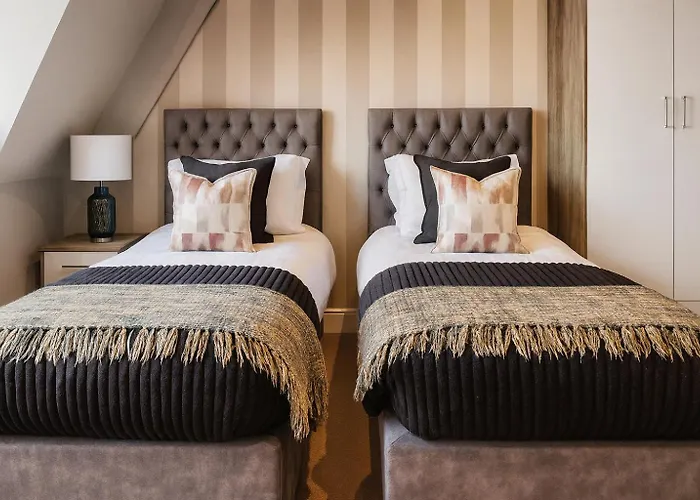 The Artists Penthouse In דירה הרוגייט